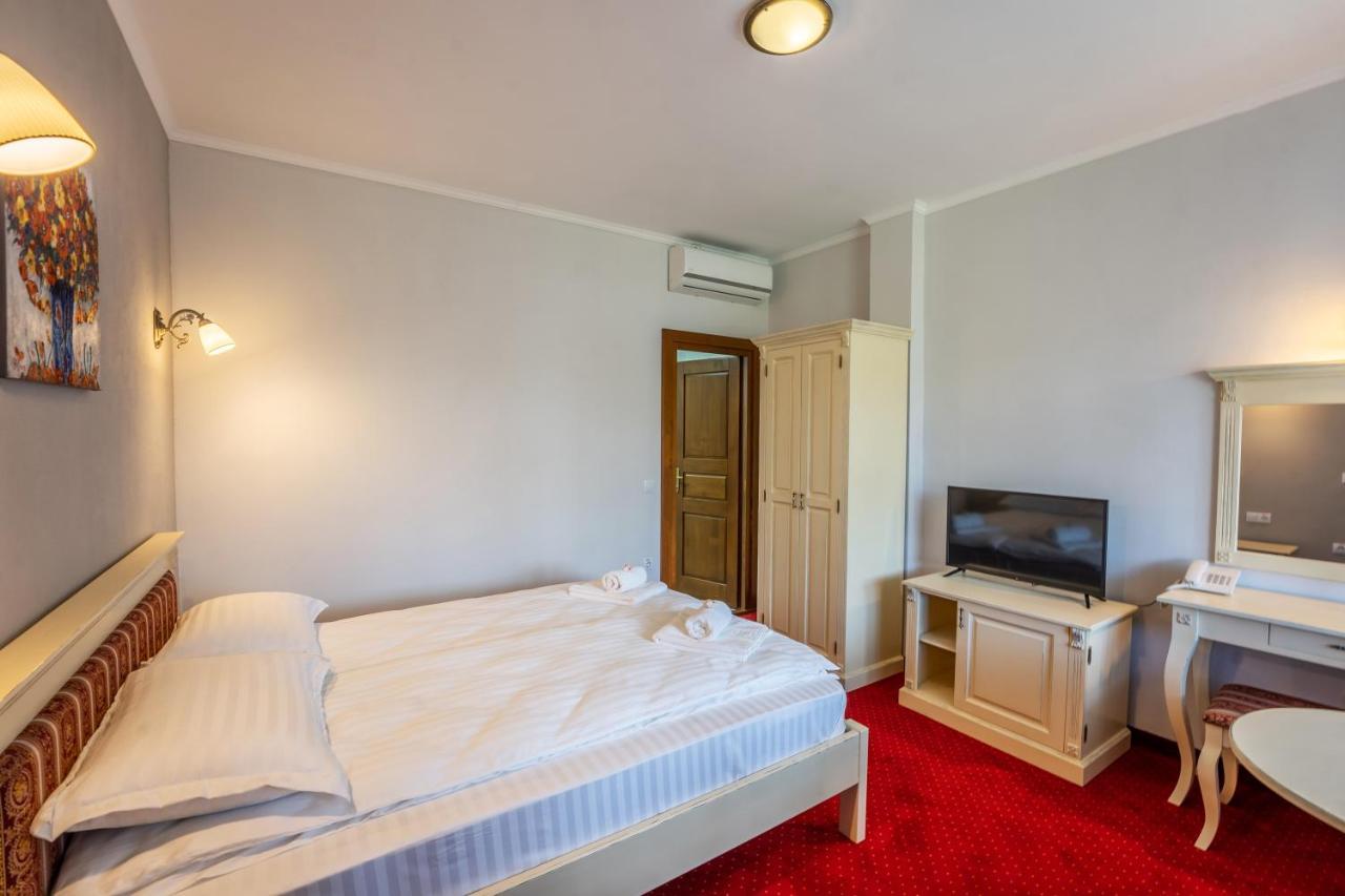 Hotel Princessophie Сігішоара Екстер'єр фото