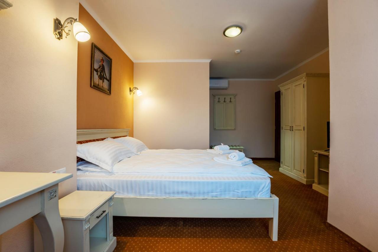 Hotel Princessophie Сігішоара Екстер'єр фото